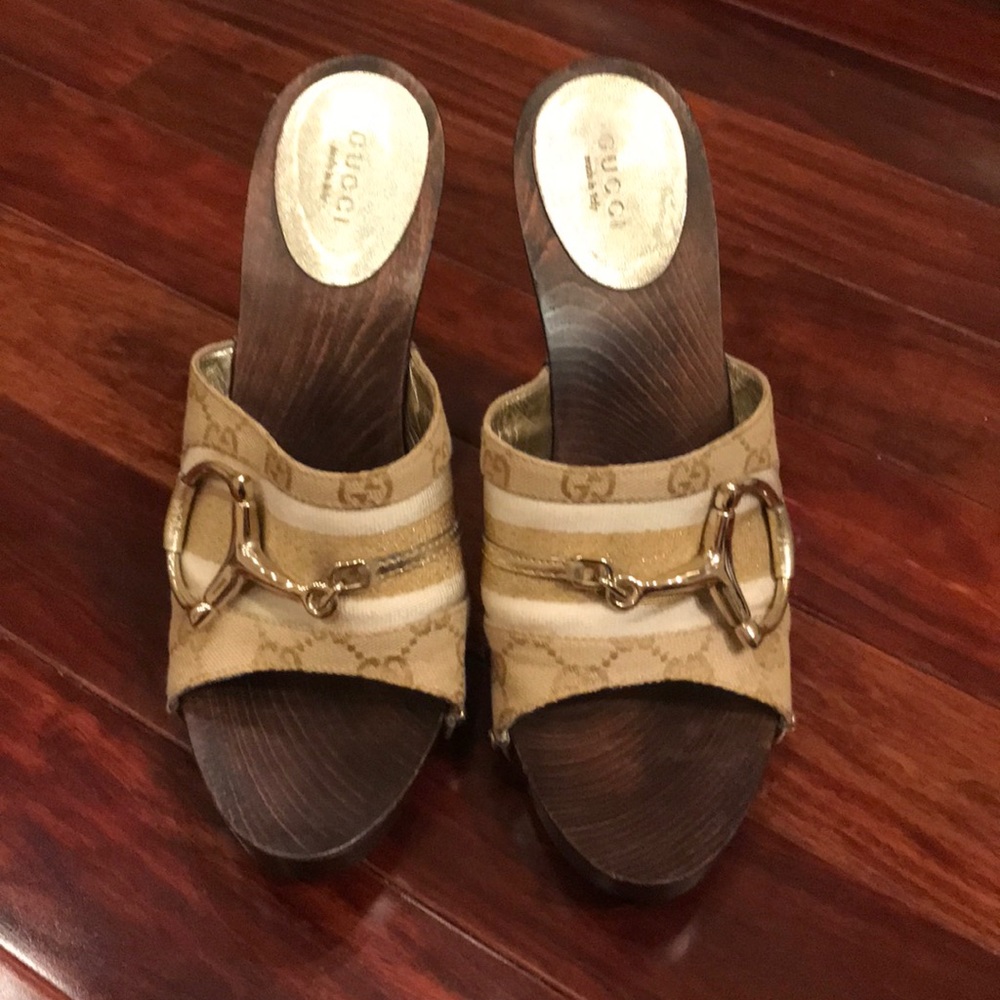 Gucci gorgeous shoes.